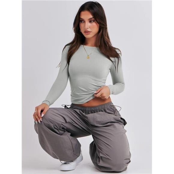 Women’s Basic Crewneck Long Sleeve Grey‎ Shirts Tight Fitted Going Out Crop Tops - Picture 6 of 6